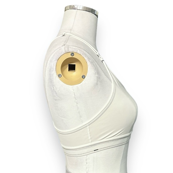 NIKE DRI-FIT Indy Sports Bra  Sand Drift Color Way - Picture 3 of 9